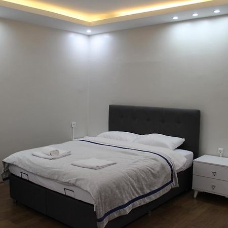 Beyoglu Asmalimescit'Te Mobilyali Balkonlu Daire Διαμέρισμα Κωνσταντινούπολη Εξωτερικό φωτογραφία